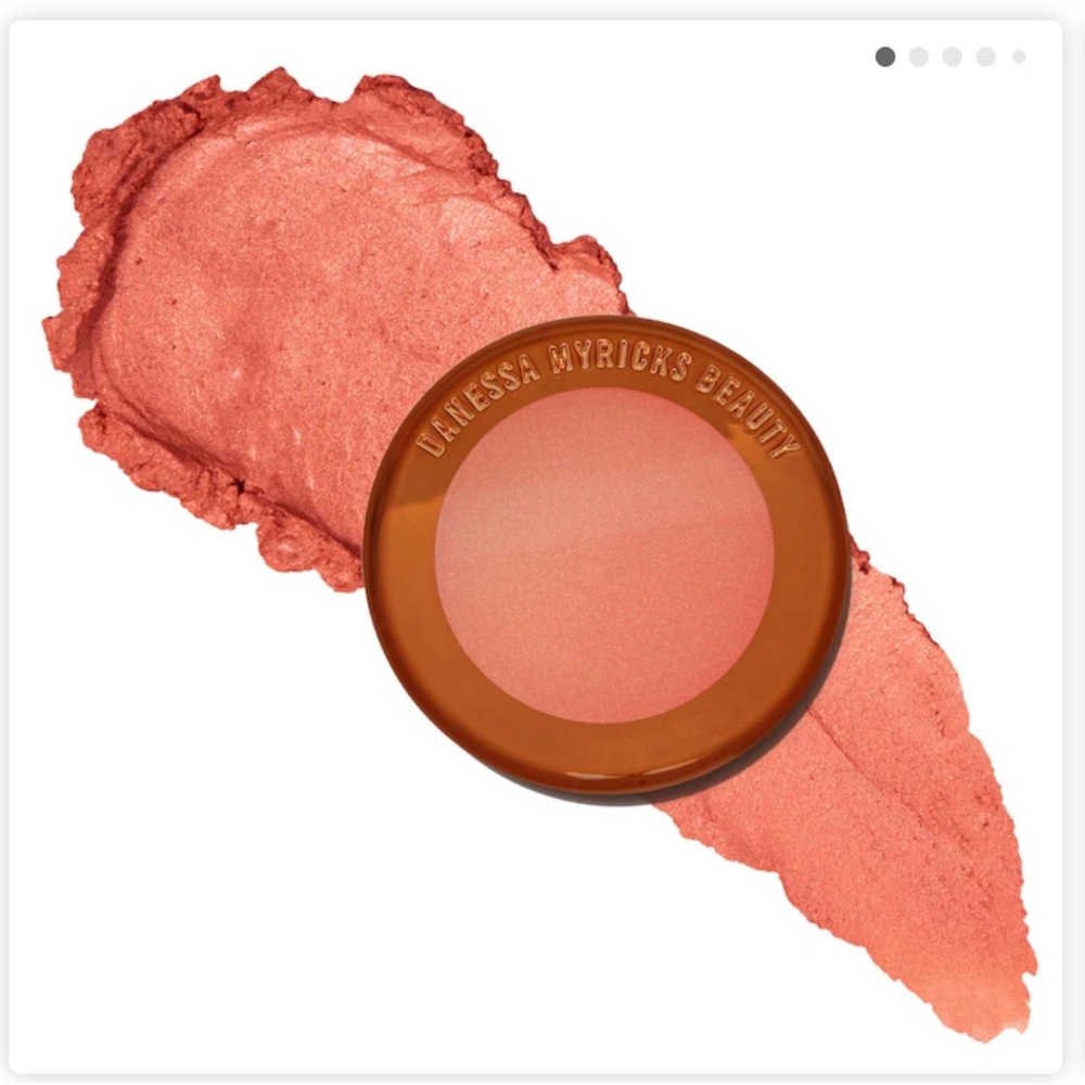 Danessa Myricks Beauty Yummy Skin Lowlighter in Lowkey